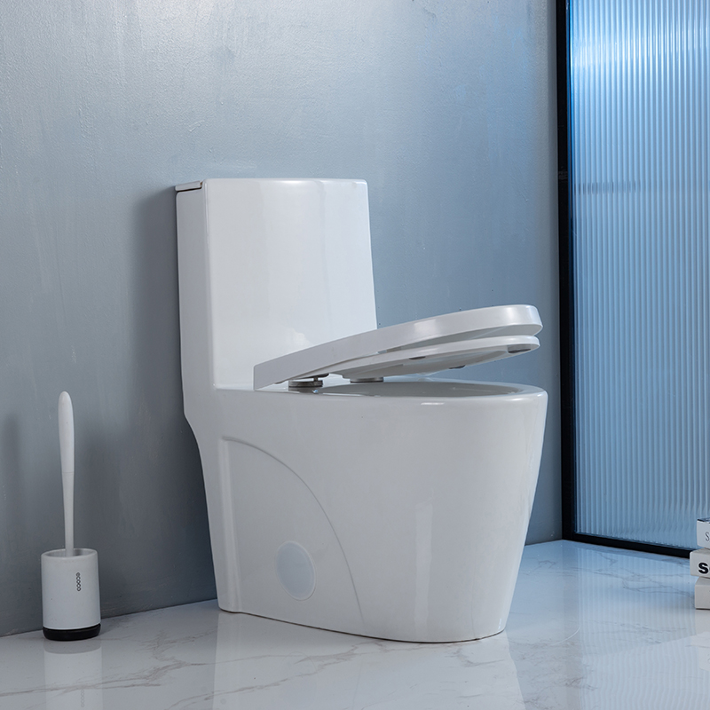 A2022 Ceramic One Piece Toilet with CUPC Certified Sanitary Ware Bathroom Toilet