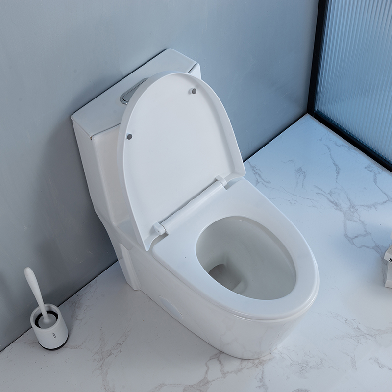 A2022 Ceramic One Piece Toilet with CUPC Certified Sanitary Ware Bathroom Toilet